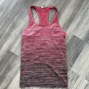 Lululemon Swiftly Tech Racerback Tank size 4